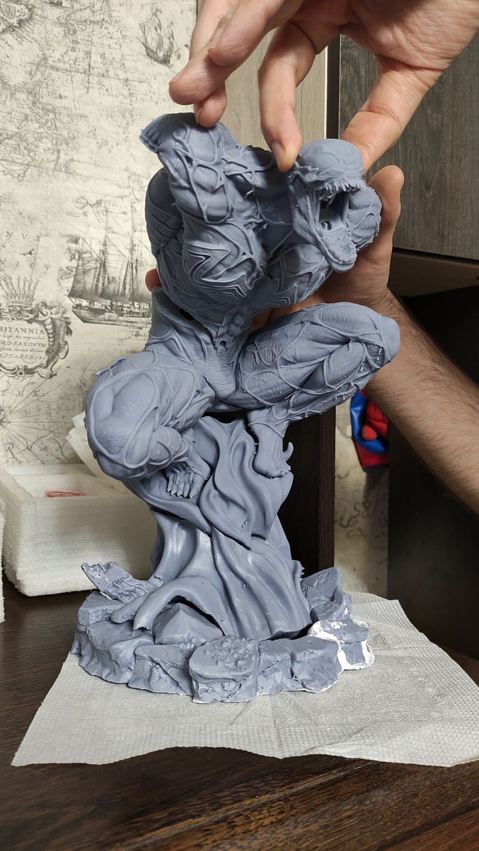 коротко о том как производилась фигурка.