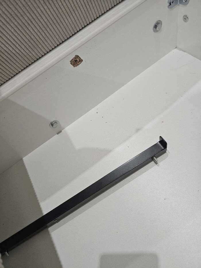   . - Solana            HOFF.