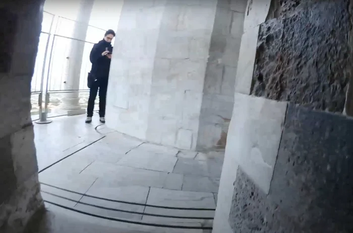 Пизанская башня. Как она выглядит внутри Пизанская башня, Италия, Достопримечательности, Познавательно, Вокруг света, Страны, Видео, YouTube, Длиннопост