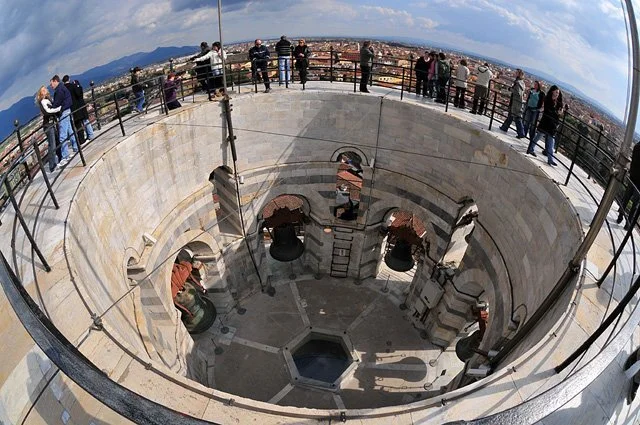 Пизанская башня. Как она выглядит внутри Пизанская башня, Италия, Достопримечательности, Познавательно, Вокруг света, Страны, Видео, YouTube, Длиннопост