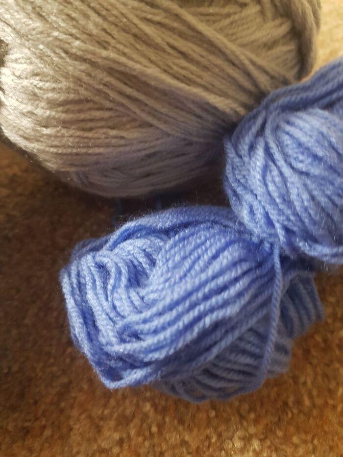 Выбор цвета был предложен практически сразу, в исходном посте, и предложен на рассмотрение.