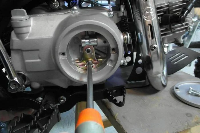 Replacing the clutch release bar on the FMI154 125cc LF120 YX125 TTR125 engine part 2 - My, Workshop, Moto, Garage, Clutch, Pit bike, Customization, Rukozhop, Homemade, Longpost