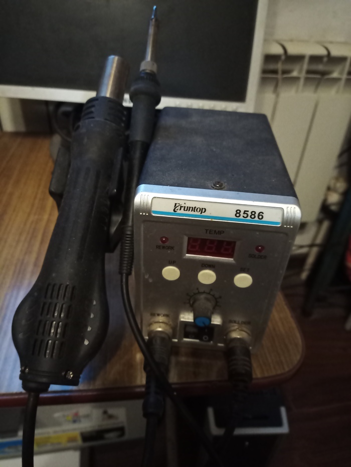 Паяльная станция