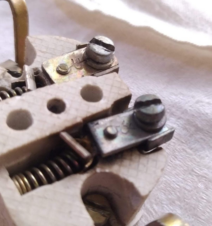 Может, потому что ничего другого в жизни не видели?