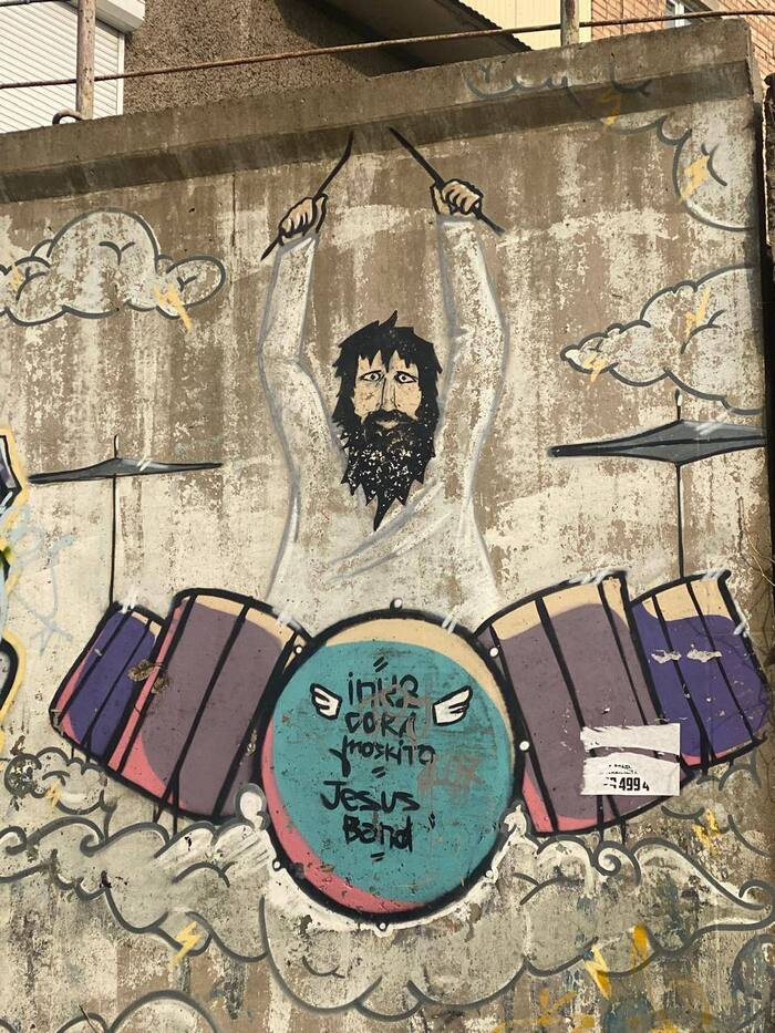 Иисус барабанщик, Владивосток