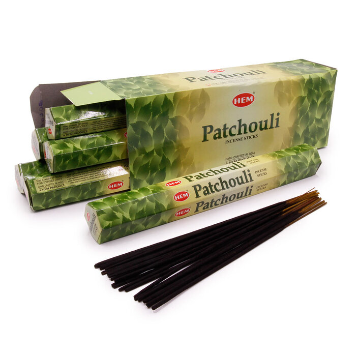 Ароматические палочки «Patchouli». Фото с сайта <!--noindex--><a href="https://pikabu.ru/story/aromatyi_pachuli_12361512?u=http%3A%2F%2Flavka-ufa.ru&t=lavka-ufa.ru&h=6bad68a7233b97fcfeaf3698e5529afc17719aae" title="http://lavka-ufa.ru" target="_blank" rel="nofollow noopener">lavka-ufa.ru</a><!--/noindex-->.