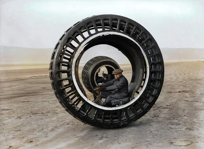 Интересные и местами забавные снимки на автомобильную тематику. 20 раскрашенных фотографий из ХХ века, часть IV Ретроавтомобиль, История автомобилей, Старое фото, Авто, Автомобилисты, 20 век, Колоризация, Длиннопост