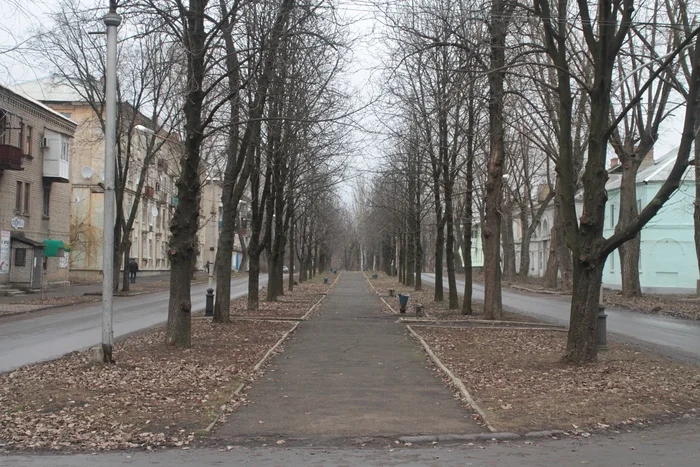 Walking around the DPR. (personal project, Part 4: Walking around the civil infrastructure. New Year 2025) - Special operation, Volunteering, We do not abandon ours, The photo, Beginning photographer, Donetsk, Donbass, Military establishment, Longpost, Politics, DPR, Video, Vertical video, Short videos, Yasynuvataya, War in Donbas