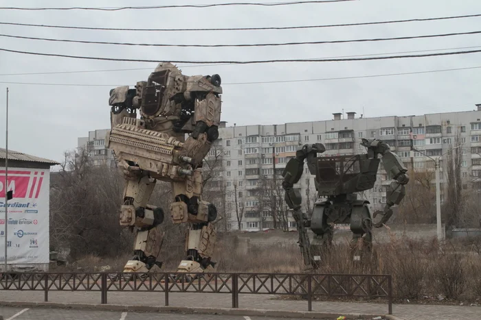 Walking around the DPR. (personal project, Part 4: Walking around the civil infrastructure. New Year 2025) - Special operation, Volunteering, We do not abandon ours, The photo, Beginning photographer, Donetsk, Donbass, Military establishment, Longpost, Politics, DPR, Video, Vertical video, Short videos, Yasynuvataya, War in Donbas