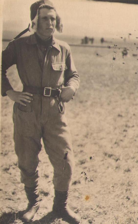 Фотография деда...