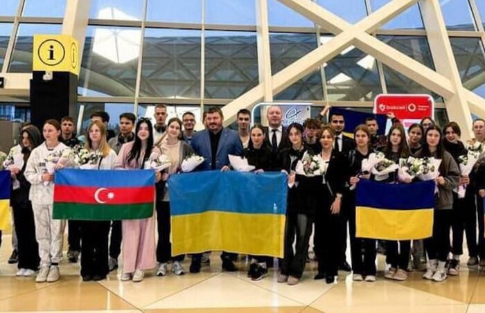 <!--noindex--><a href="https://pikabu.ru/story/mgimo_i_azerbaydzhan_12359833?u=https%3A%2F%2Font.by%2Fnews%2Fv-azerbajdzhan-na-otdyh-priehali-deti-boevikov-vsu&t=https%3A%2F%2Font.by%2Fnews%2Fv-azerbajdzhan-na-otdyh-priehali-deti-bo...&h=3eaa9035c1286cb90b6d51c054ad2665fe0ce300" title="https://ont.by/news/v-azerbajdzhan-na-otdyh-priehali-deti-boevikov-vsu" target="_blank" rel="nofollow noopener">https://ont.by/news/v-azerbajdzhan-na-otdyh-priehali-deti-bo...</a><!--/noindex-->