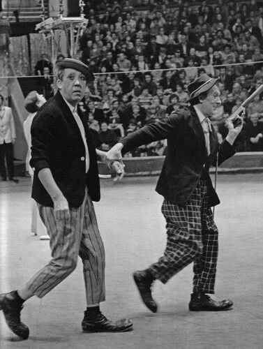 «От этой роли отказались все!»: Самая первая роль Юрия Никулина в кино... Актеры и актрисы, Советские актеры, Знаменитости, Юрий Никулин, Интересные факты о кино, Фото со съемок, Советское кино, Вертикальное видео, СССР, Истории из жизни, Юмор, Фильмы, Эпизод, Telegram (ссылка), Классика, Видео, Короткие видео, Длиннопост