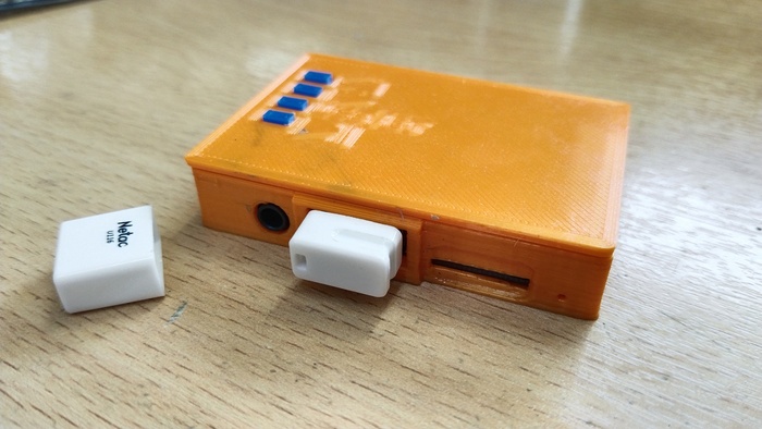 BT-201   Bluetooth, 3D , 