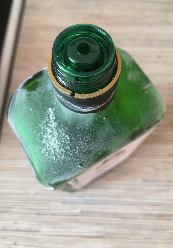 А давно ягерь стал делать бутылки с дозатором?