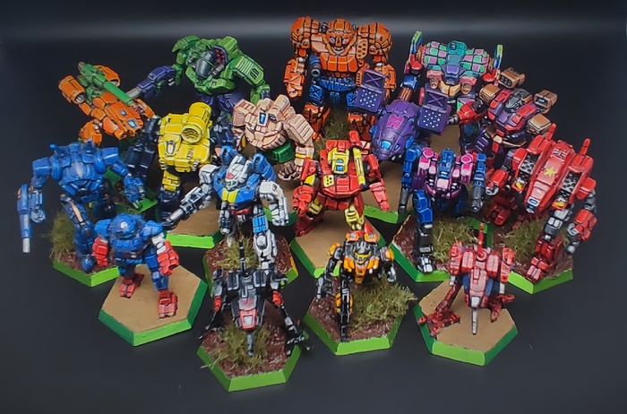 Честно, трудно было держать в фокусе всю эту толпу.