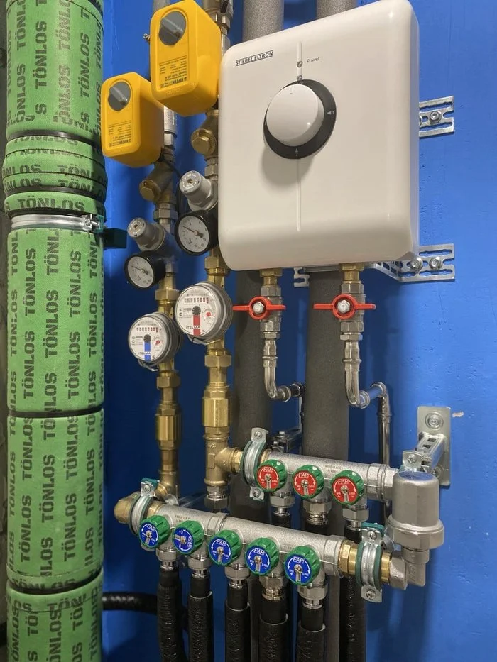 Узел водоразбора во вторичке - Россия, Фотография, Водопроводчик, Счетчик воды, Водоснабжение