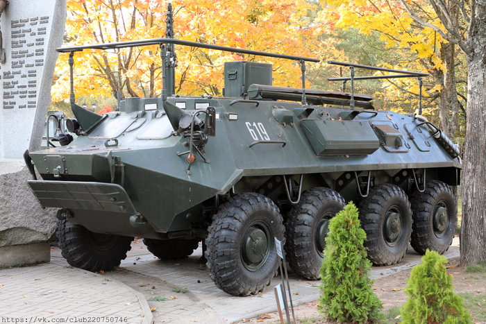 Командно-штабная машина Р-145БМ