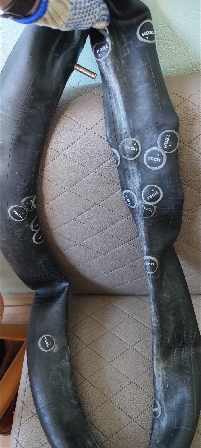       , , , , , ,   