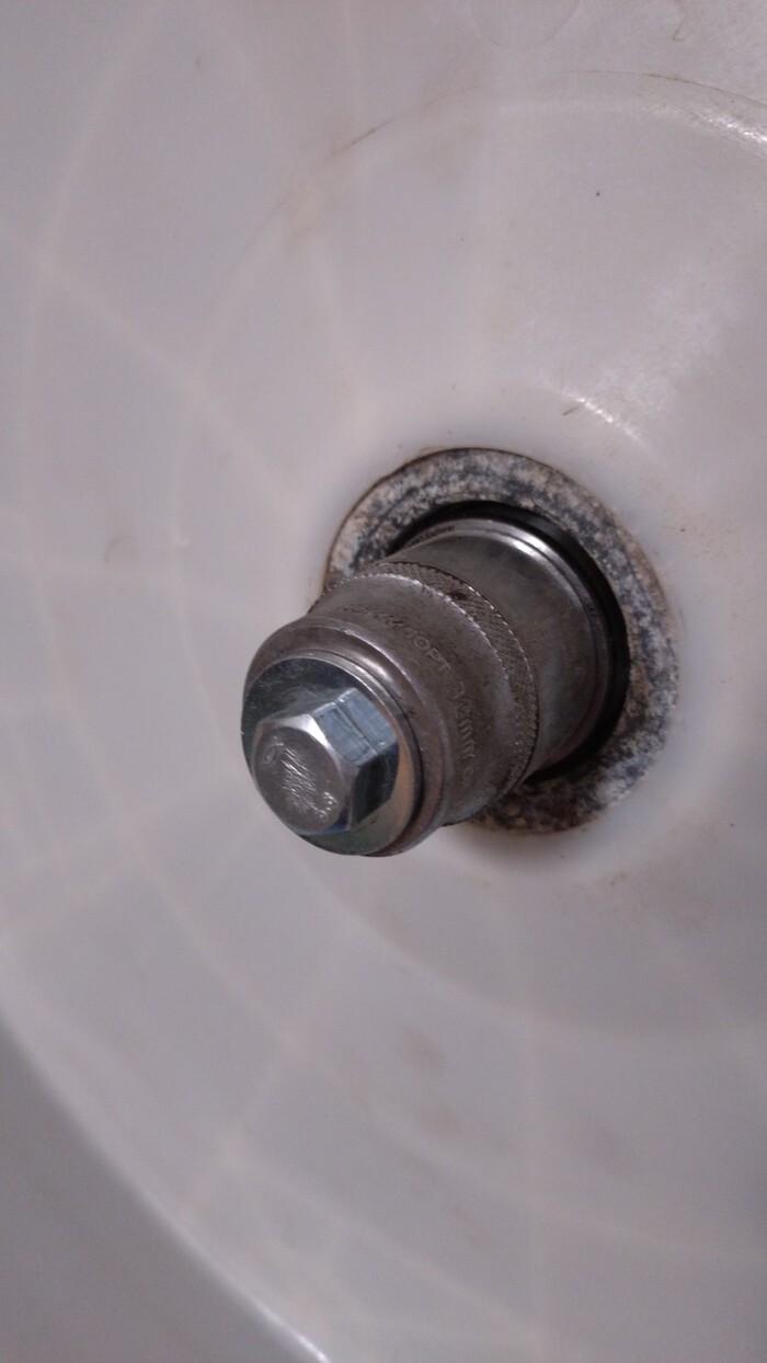 Запрессовываем новый подшипник