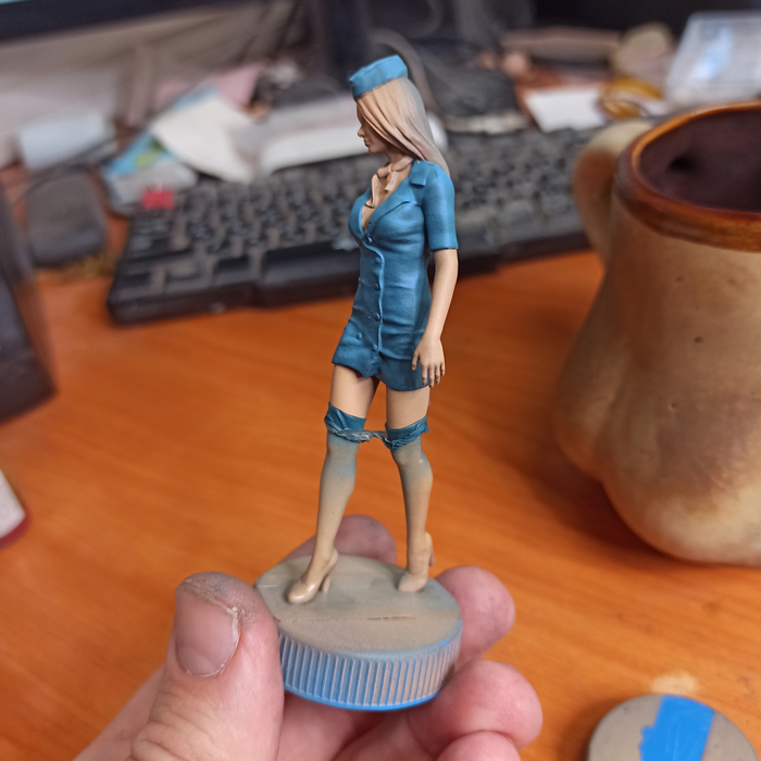 Волнительный момент удаления жидкой маски.