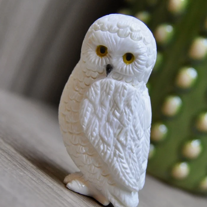 Owl Buklya from cacholong - My, Needlework, Needlework with process, Friday tag is mine, With your own hands, Stone carving, White, Owl, Polar owl, Beech, Harry Potter, Longpost