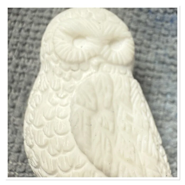 Owl Buklya from cacholong - My, Needlework, Needlework with process, Friday tag is mine, With your own hands, Stone carving, White, Owl, Polar owl, Beech, Harry Potter, Longpost