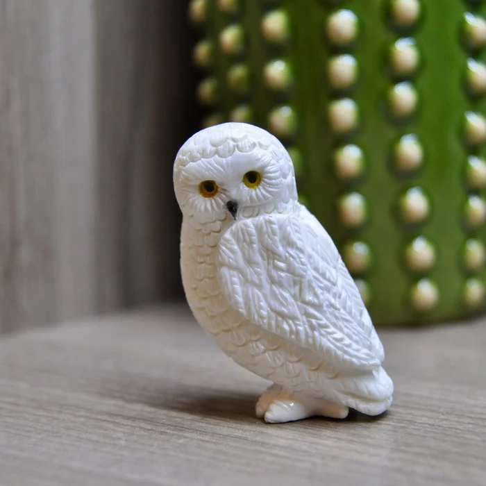 Owl Buklya from cacholong - My, Needlework, Needlework with process, Friday tag is mine, With your own hands, Stone carving, White, Owl, Polar owl, Beech, Harry Potter, Longpost