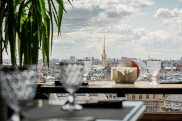 Паруса на крыше, ресторан в Санкт-Петербурге