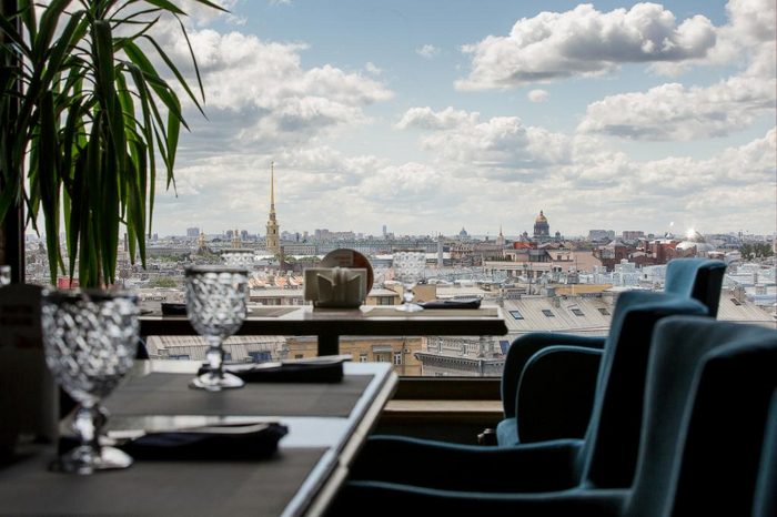 Ресторан на крыше в Санкт-Петербурге