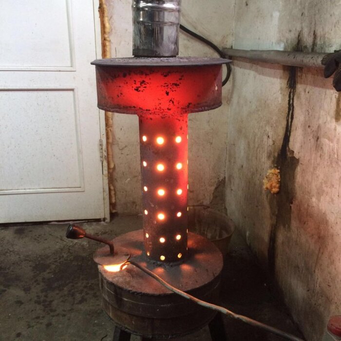 Доисторическая конструкция печи, дошедшая до наших дней в первозданном виде.