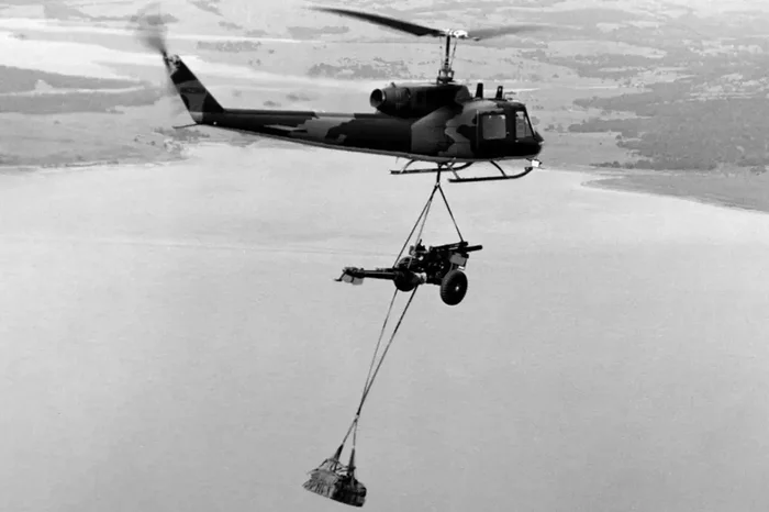 UH-1 Iroquois Вертолет, Мат, Авиация, Длиннопост, Bell uh-1 Iroquois (Ирокез), Военная авиация