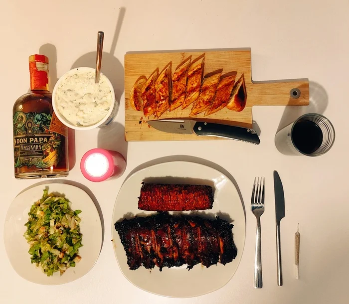 SET is SET BBQ in the oven with Don Papa and girlfriend Maria Ivanovna =) - My, Ribs, Food, B-B-Q, Meat, Grill, Don, The culture, Jackknife, Rum, Alcohol, Dinner, Romantic dinner, Beverages, Corn, Images, Picture with text, Text, Salad, Caesar salad, Marijuana