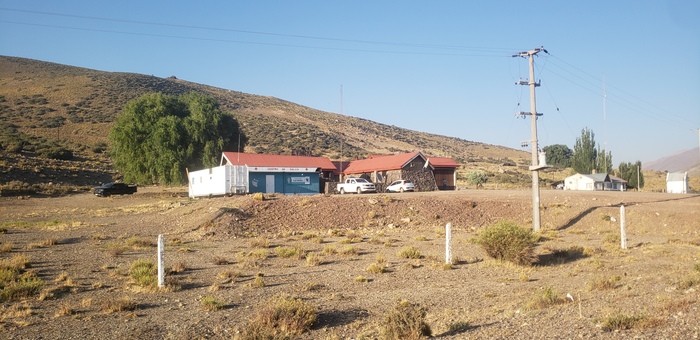 �������