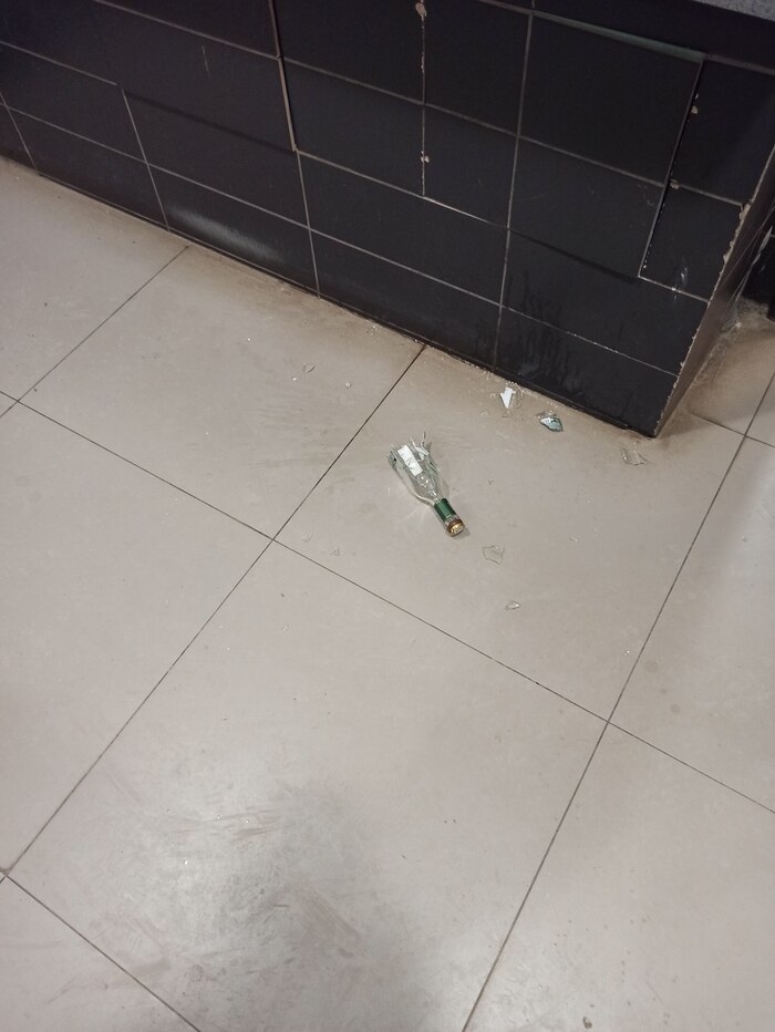 ,   18:30  ,    ,  , 