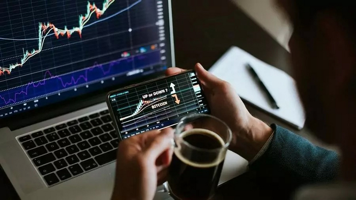 Как всё начиналось: мой путь в мире финансов с 2020 года. История одного решения, которое изменило мою жизнь