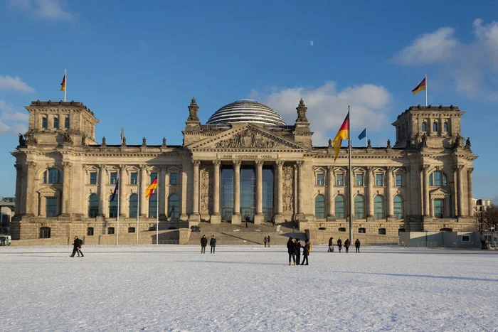 Europe in search of defense funds: Who will German taxpayers support? - Politics, West, Germany, Parliament, Elections, Afd, Republic of Belarus, Russia, Longpost
