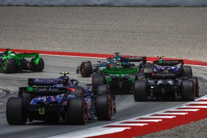 -1    2025 .    .  3 -  , ,  1,  ,  , Sauber, Williams racing, Toro Rosso, ,  , 
