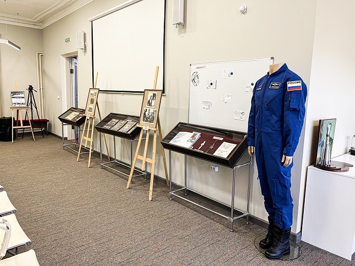 -       . : <a href="https://pikabu.ru/story/kak_svyazanyi_orenburg_i_yuriy_gagarin_12388321?u=https%3A%2F%2Fvk.com%2Fid746067205&t=%D0%90%D1%80%D0%B8%D0%BD%D0%B0%20%D0%A1%D0%B0%D0%B2%D0%B8%D0%BD%D0%B0%20%2F%20%D0%92%D0%9A%D0%BE%D0%BD%D1%82%D0%B0%D0%BA%D1%82%D0%B5&h=79c6599214865178a6ce7a3ff8d120f224bfea25" title="https://vk.com/id746067205" target="_blank" rel="nofollow noopener">  / </a>