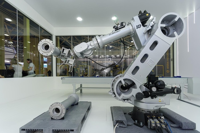 Количество промышленных роботов, используемых в России, увеличилось на 12% к концу 2024 года