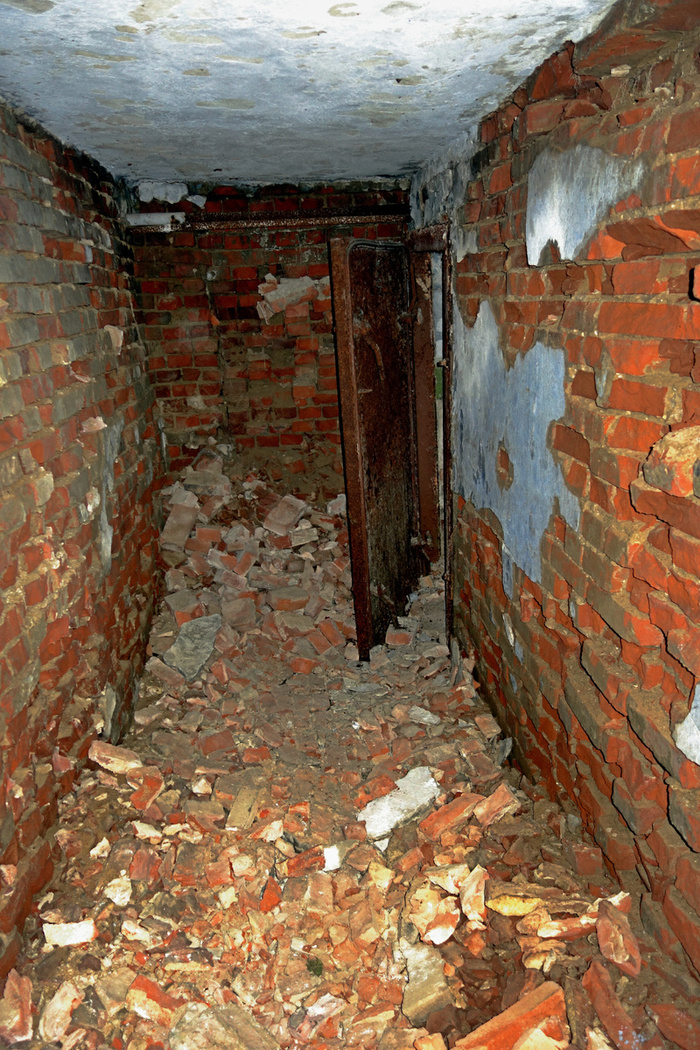 Второе заброшенное бомбоубежище