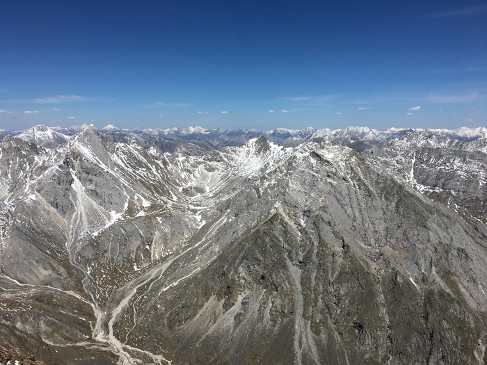 Пик Алтан-Мундарга, высота 3102 м Горы, Сибирь, Поход, Бурятия, Байкал, Горный туризм, Скалы, Иркутская область, Россия, Путешествия, Восточные Саяны, Вершина, Восхождение, Горное озеро, Длиннопост