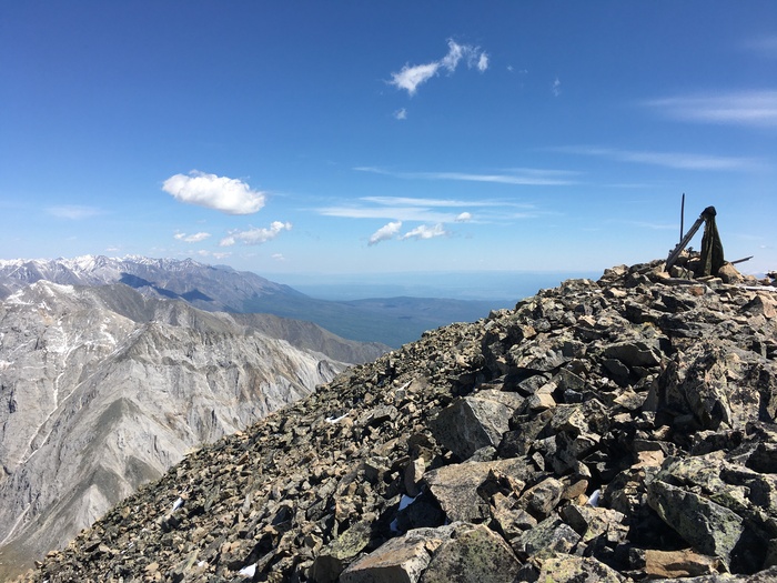 Пик Алтан-Мундарга, высота 3102 м Горы, Сибирь, Поход, Бурятия, Байкал, Горный туризм, Скалы, Иркутская область, Россия, Путешествия, Восточные Саяны, Вершина, Восхождение, Горное озеро, Длиннопост