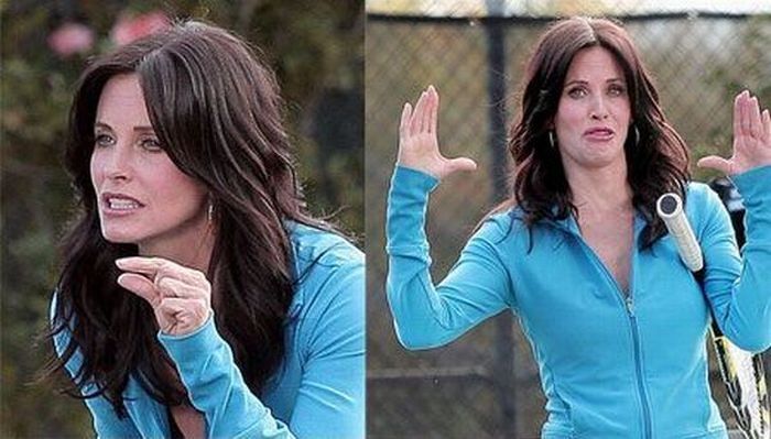 Воу, Моника, при живом то… А, точно.