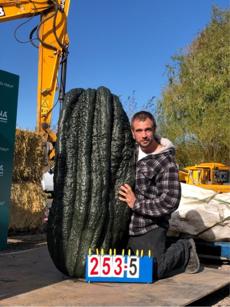 Марк Баггс и его Марроу весом 114,99 кг