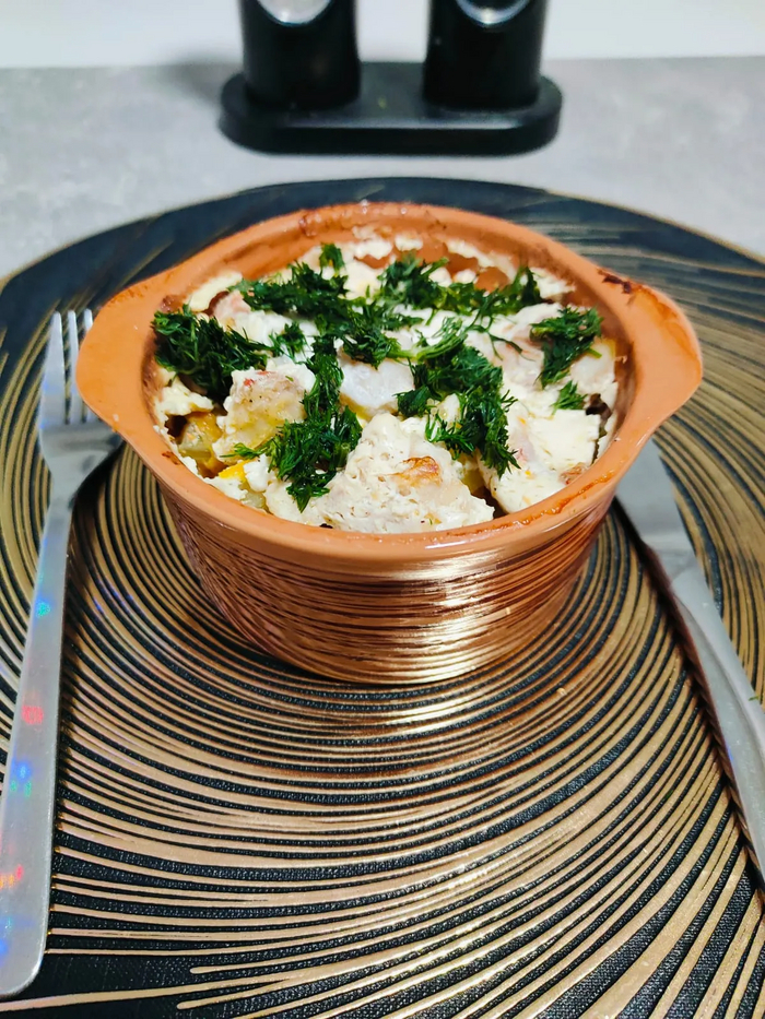 Готовое блюдо посыпаю укропом. 