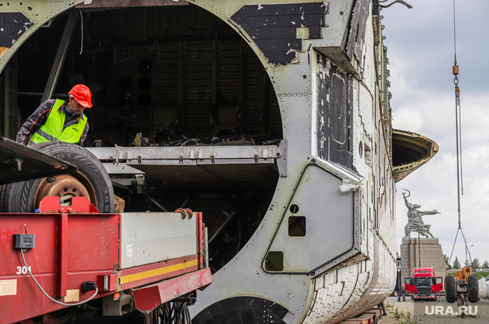   . :    <!--noindex--><a href="https://pikabu.ru/story/pervyiy_i_posledniy_sovetskiy_bespilotnyiy_shattl_buran_kak_on_okazalsya_v_verkhney_pyishme_12399872?u=http%3A%2F%2FURA.RU&t=URA.RU&h=89dec70679d1eee700f9506e798ebbffbb2b498b" title="http://URA.RU" target="_blank" rel="nofollow noopener">URA.RU</a><!--/noindex-->.