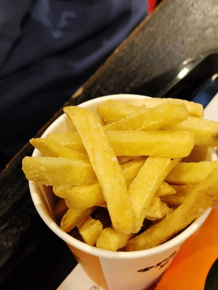 Comparison of French fries in 4 fast food restaurants - My, Fast food, Comparison, Personal experience, Public catering, Tasty and period, Rostix, Burger King, Longpost