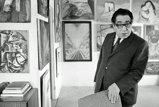 Георгий Дионисович Костаки