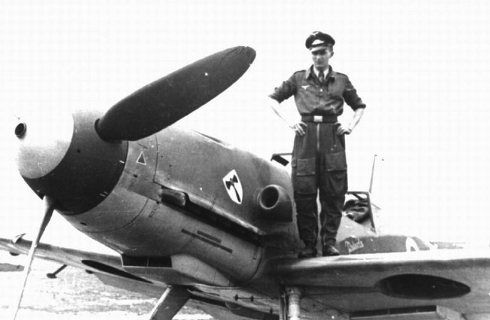 ���� ������� �� ��������� ��������, ���������� � �������� 1942 ����.�������� ����� �� ����� ������ �������� Bf109G. �� ��� ������ ����� ���� 90 ��������� �����