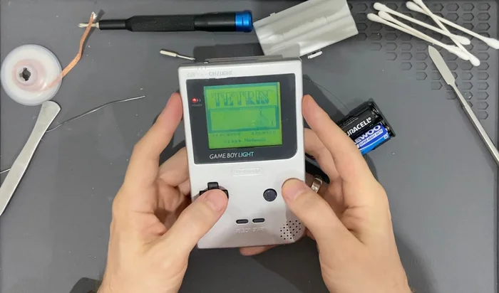 Rare Gameboy Light Repair. Everything is broken! Power, screen, buttons, sound - My, Repair of equipment, Nintendo, Gameboy, Retro, Games, Gamers, Consoles, Tetris, Repair, Retro Games, Breaking, Youtube, Video, Longpost